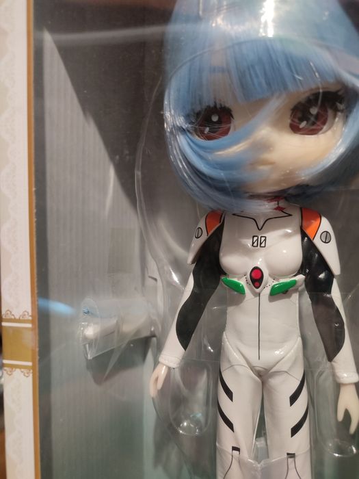 Lalka yeolume z rodziny Pullip z anime Neon Evangelion