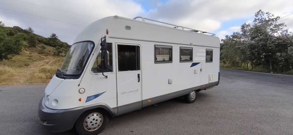 Autocaravana hymer 2.8  5 lugares de livrete