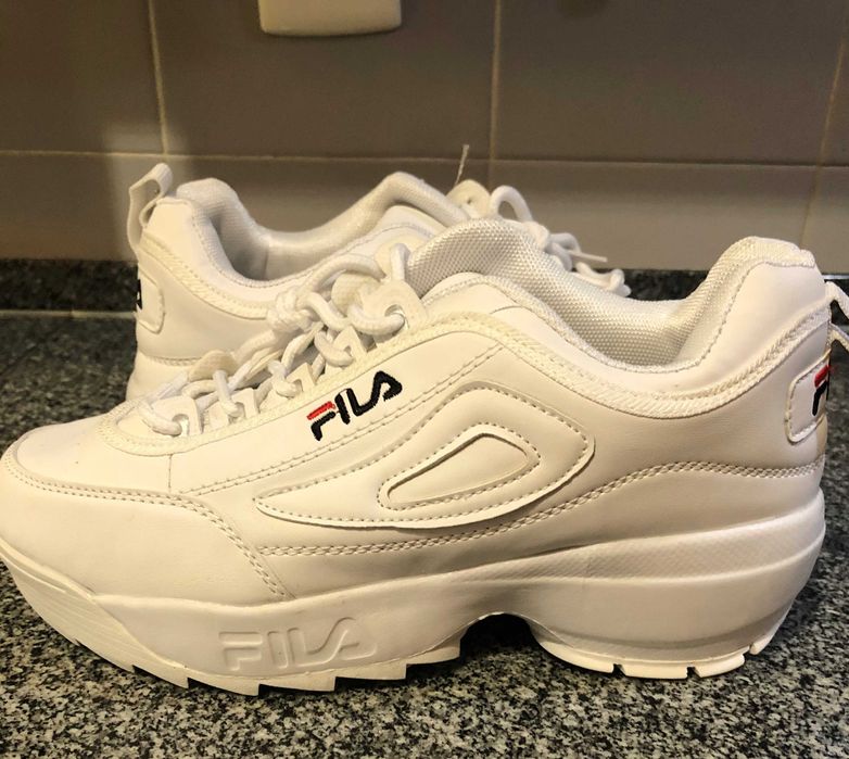 Ténis FILA (novos)