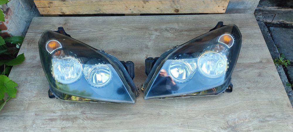 Opel Astra H Опель Астра Х фари фара