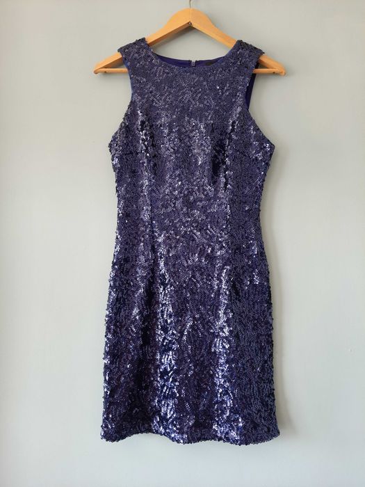 Cekinowa sukienka idealna na imprezę, New Look, rozmiar S