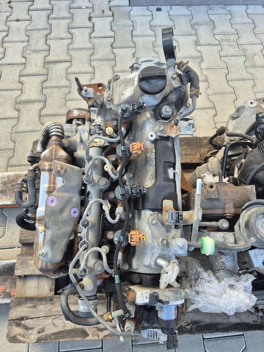 Двигун мотор Toyota Auris corolla 1.4 d4d
