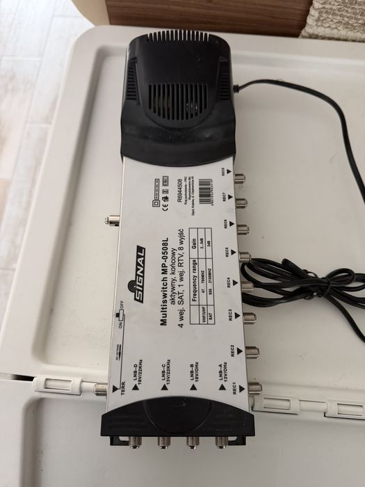 Multiswitch signal MP-0508L 4 wejscia 8 wyjsc