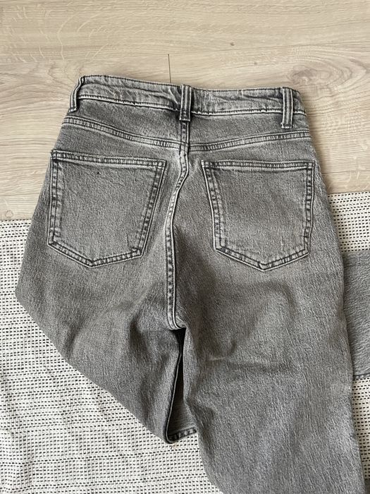 Прямі джинси Zara