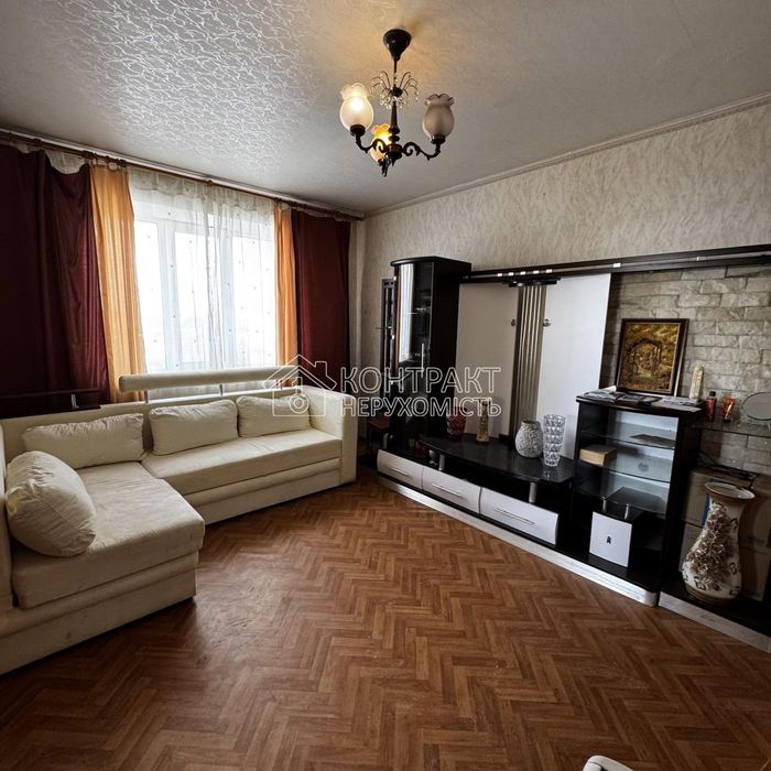 Продається 3-кім. кв. біля м.«Ботанічний сад» та Канатної дороги