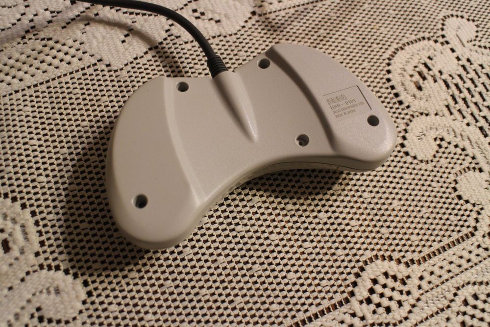 Sega Saturn + Pad + Gra Bomberman + Kabel AV