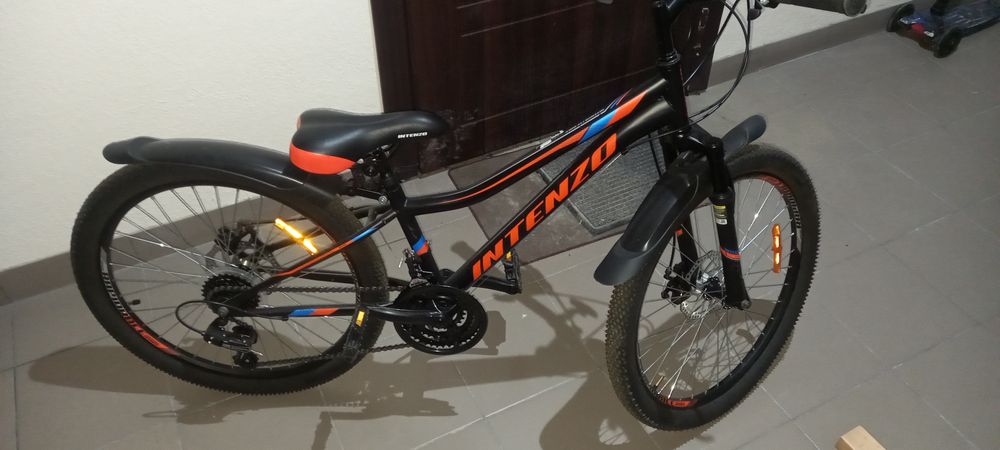 Продам підлітковий велосипед Intenzo nitro disk24