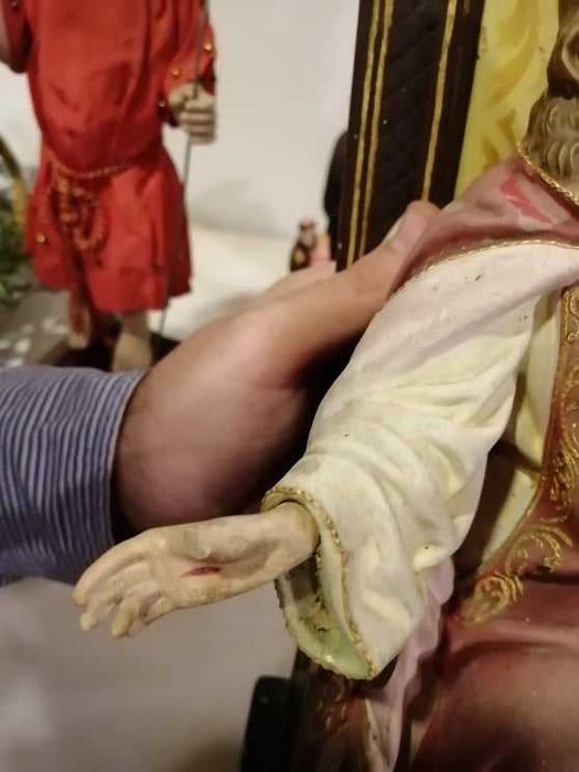 Arte sacra - Jesus no trono 55cm terracota