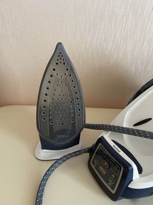 Утюг с парогенератором Tefal GV 9080