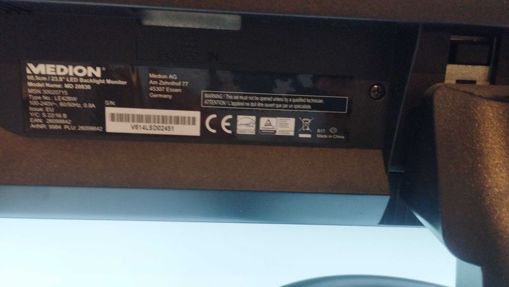 Pac Mini PC Lenovo ThinkCentre M720q Tiny + Monitor Medion 23.8" Full HD