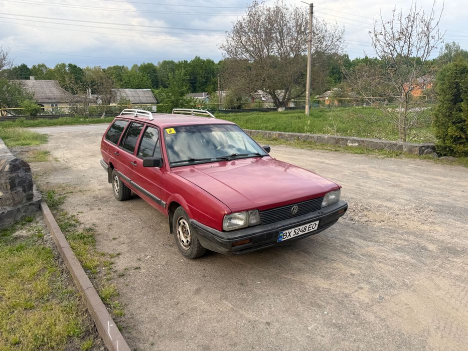 Volkswagen Passat 1987, 1.6 бензин