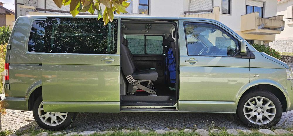 Volkswagen Caravelle