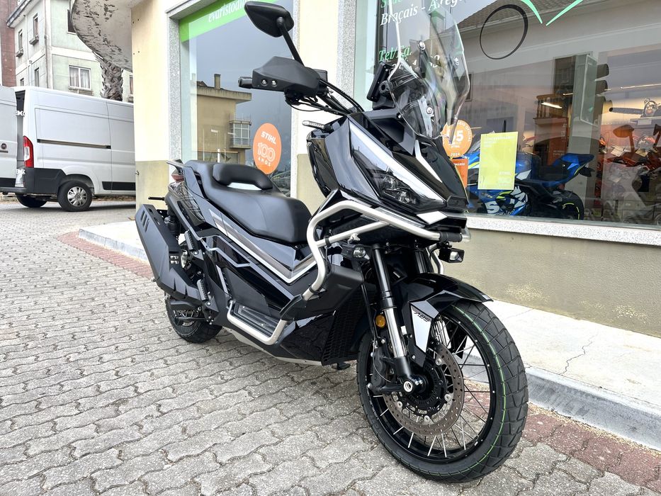 Zontes 368 G   738km