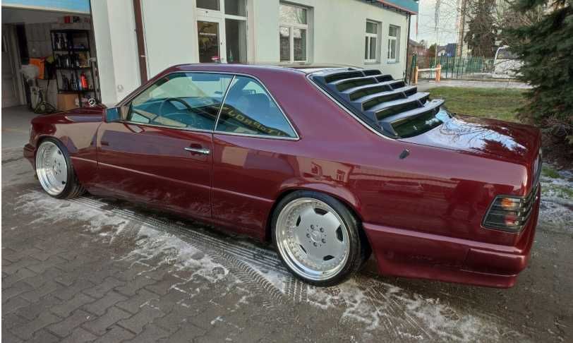 Spoiler Żaluzja Roleta Blenda Mercedes W124 Coupe  plastik abs