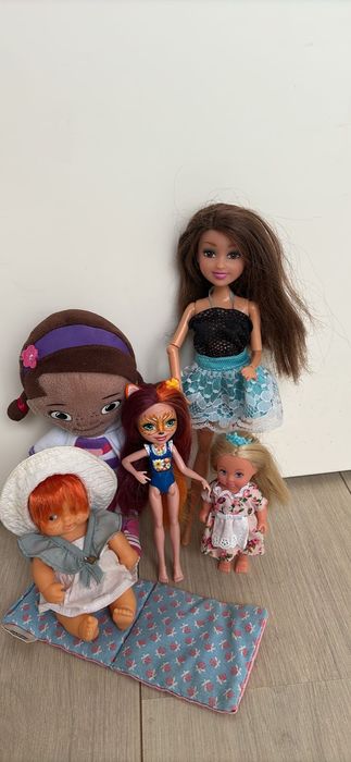 5 Bonecas da Famosa conjunto