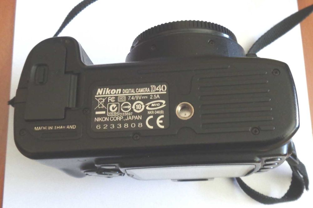 Máquina fotográfica Nikon Digital Camera D40