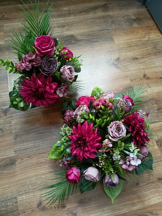 Zestaw komplet stroik na grób kompozycja nagrobna Dalia róża sztuczne