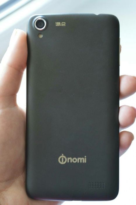 Смартфон NOMI I505 на запчастини або під відновлення