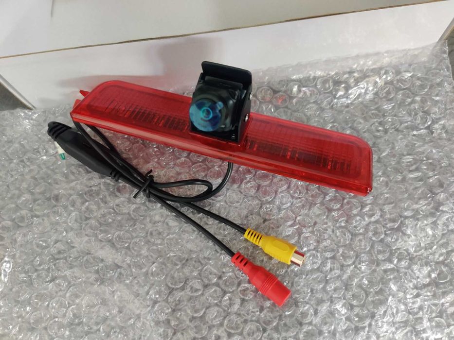 Камера заднього огляду Volkswagen Caddy