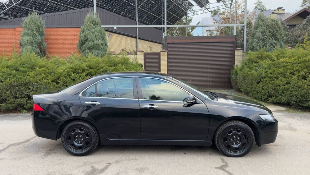 Продам хонду акорд 7 2004 року