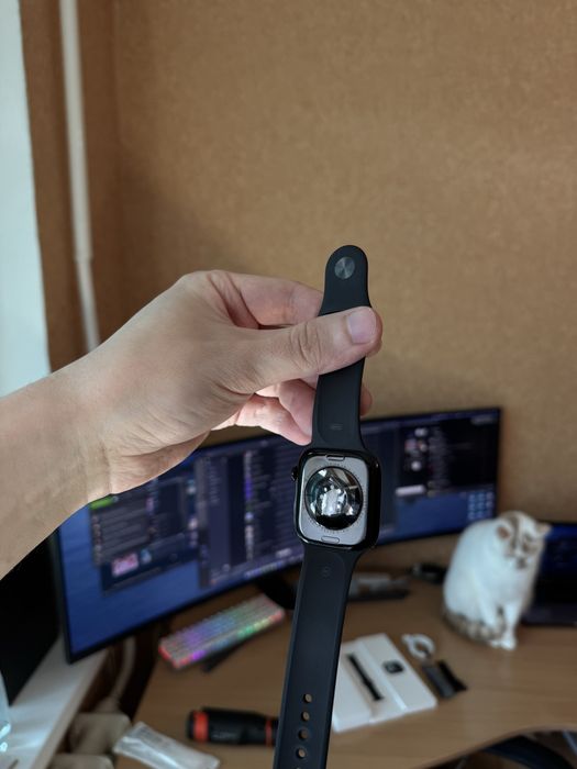Apple Watch 10 46mm Black Aluminum