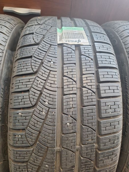 Opony zimowe Pirelli Sottozero 235 40 r19 96V