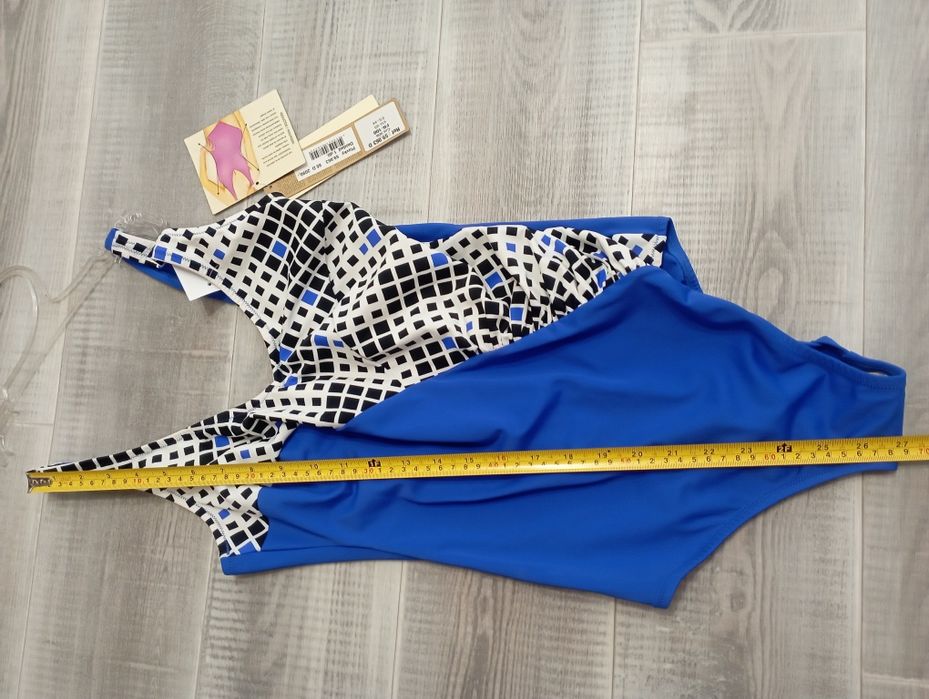 Новий суцільний купальник Deidad р. М