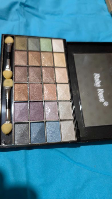 Тени для век ruby rose malva