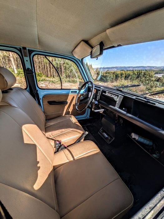 Carro clássico Renault 4L