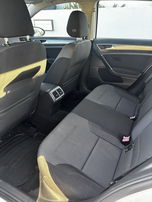 VW Golf VII 1.6 TDI GPS Edition R-Line