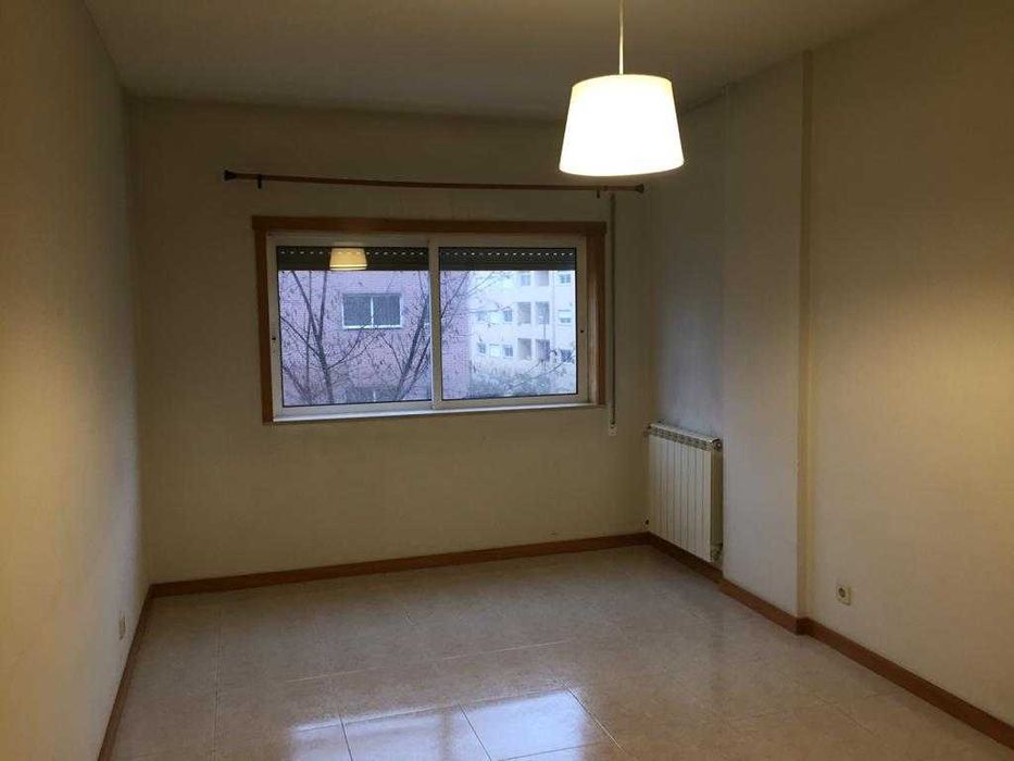 T1 Lamaçães rua Egídio Guimarães