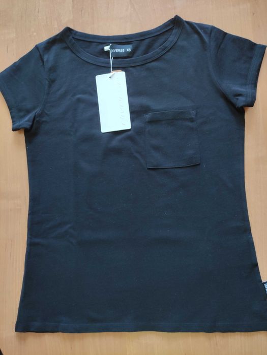 t-shirt diverse Cherrie V