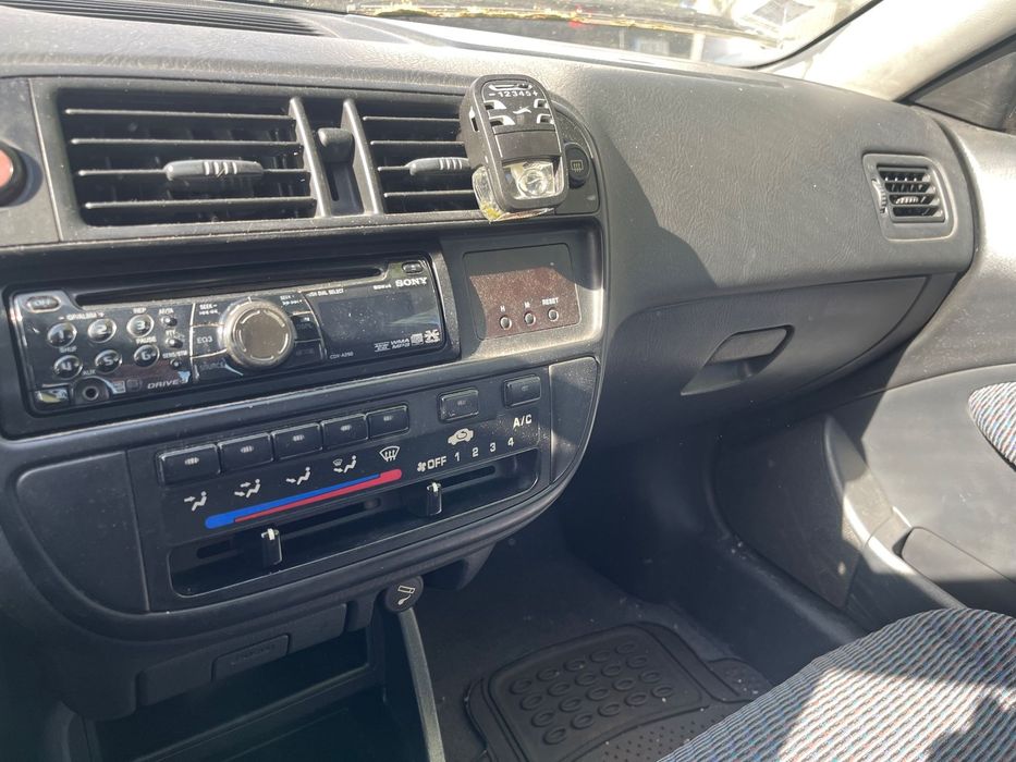 Honda Civic 1.4i S