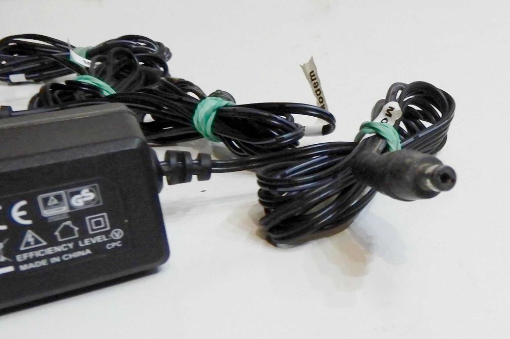 Zasilacz do radia Hitachi - UR18DSL