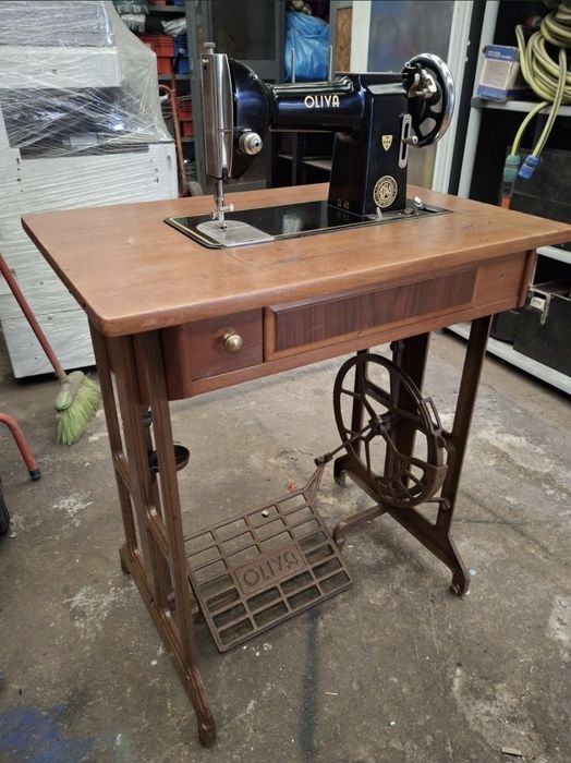 Venda de Garagem em Lote