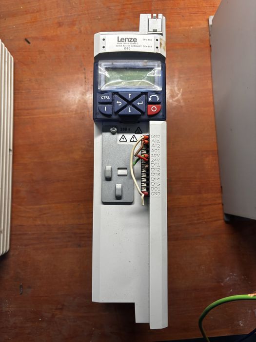 Variadores inverters LENZE