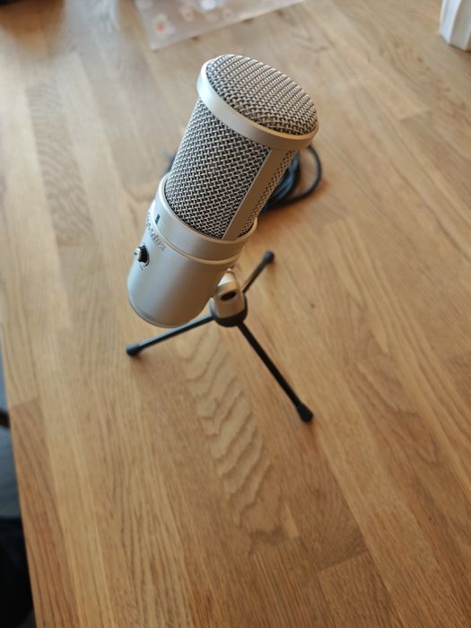 Mikrofon Superlux E205U