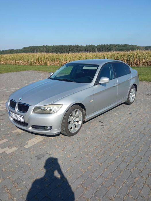 BMW E90 318D 2009r.