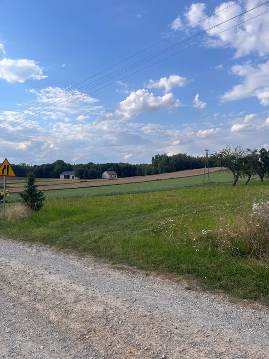 sprzedam działkę budowlaną 11 arów
