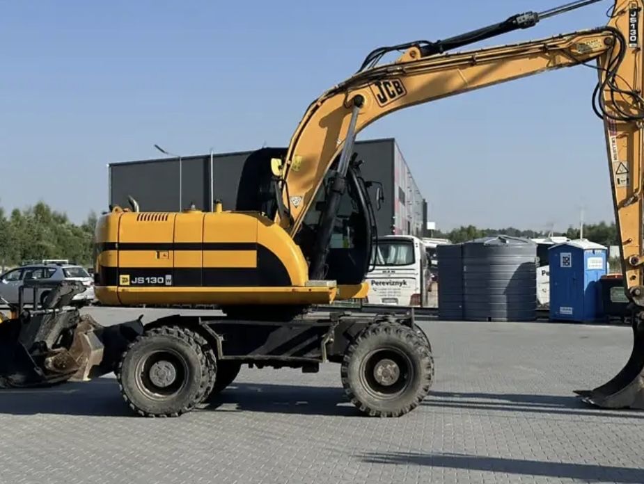 Екскаватор JCB JS 130 2009 рік.