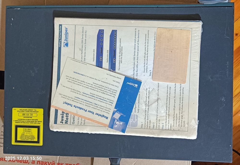 комутатор Cisco Catalyst 3560G-24TS-S 24 порти Gigabit Ethernet,