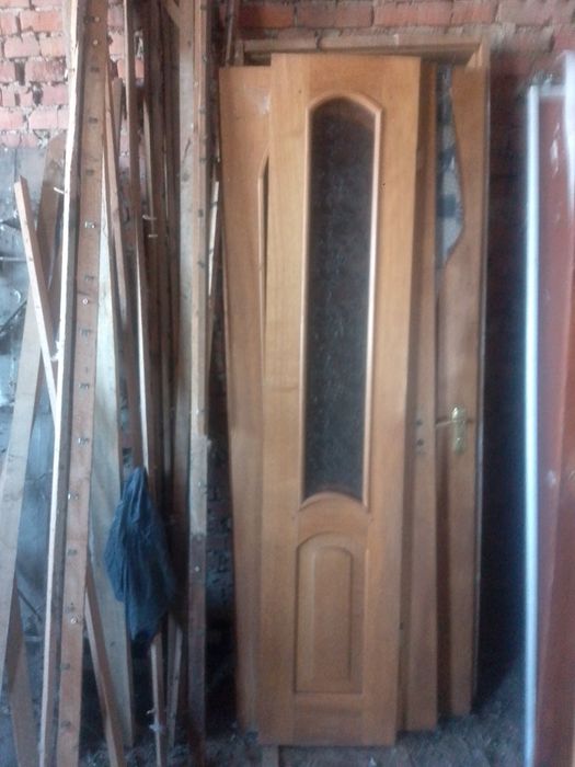 Продаються двері з натурального дуба