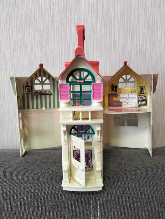 Ляльковий будиночок , дім для ляльок (кукол) - відкривається!