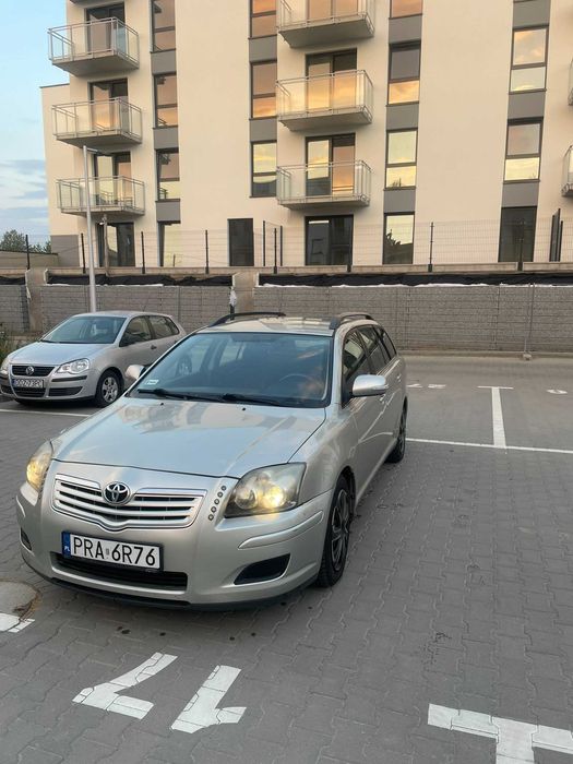 Toyota Avensis T25