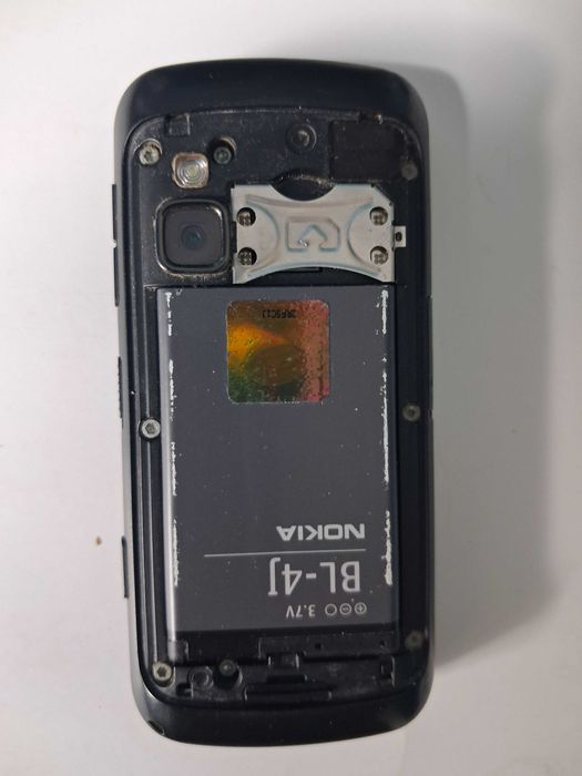 Telefon komórkowy NOKIA C6-00 sprawny.