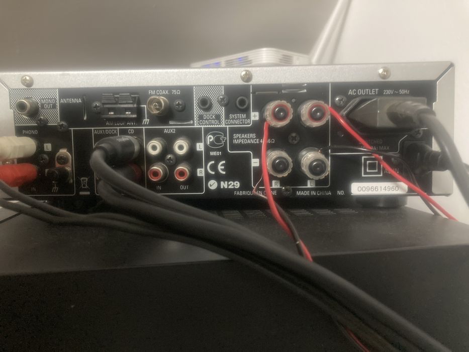 Amplificador Hi-Fi Denon DRA-F107