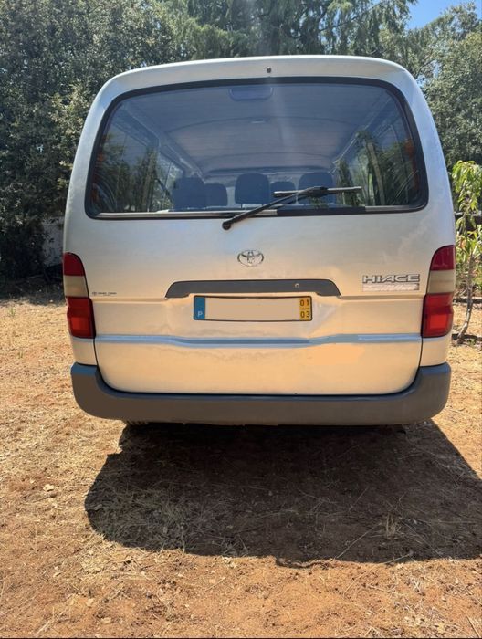 Toyota hiace 2.4D