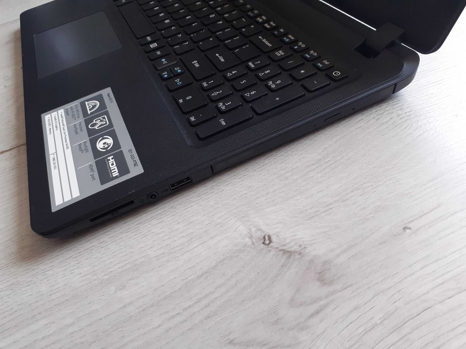 Laptop Acer Aspire ES 15- stan bardzo dobry.