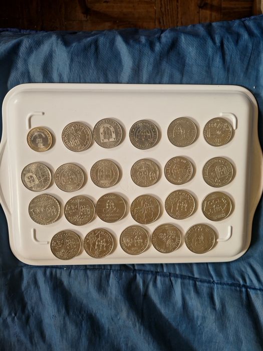 Moedas de escudos comemorativas