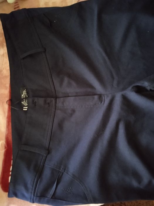 Жіночи брюки, штани